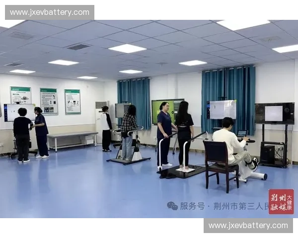 围绕恢复理疗灯提升全身康复效果的多场景创新应用探索实践路径研究